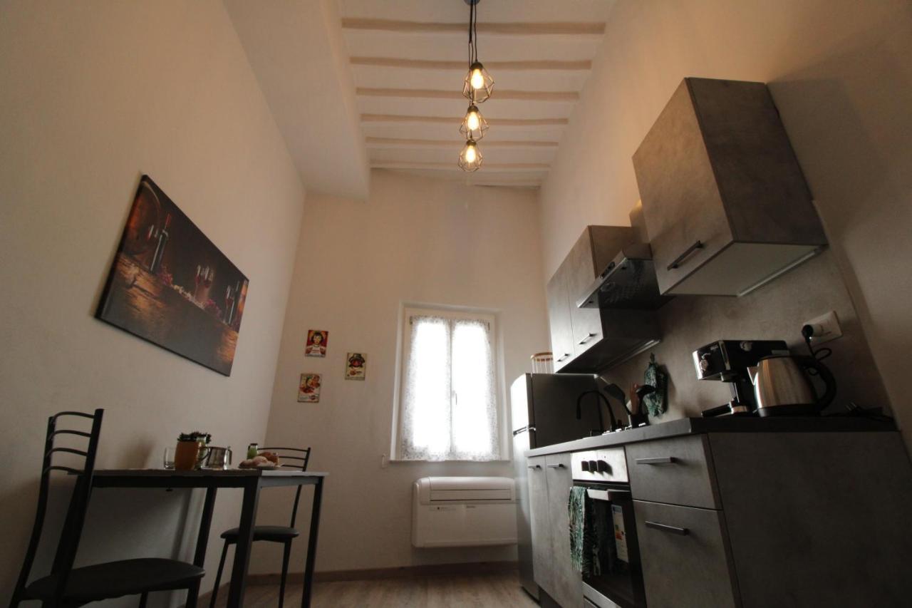 Nora'S House Apartment เซียนา ภายนอก รูปภาพ