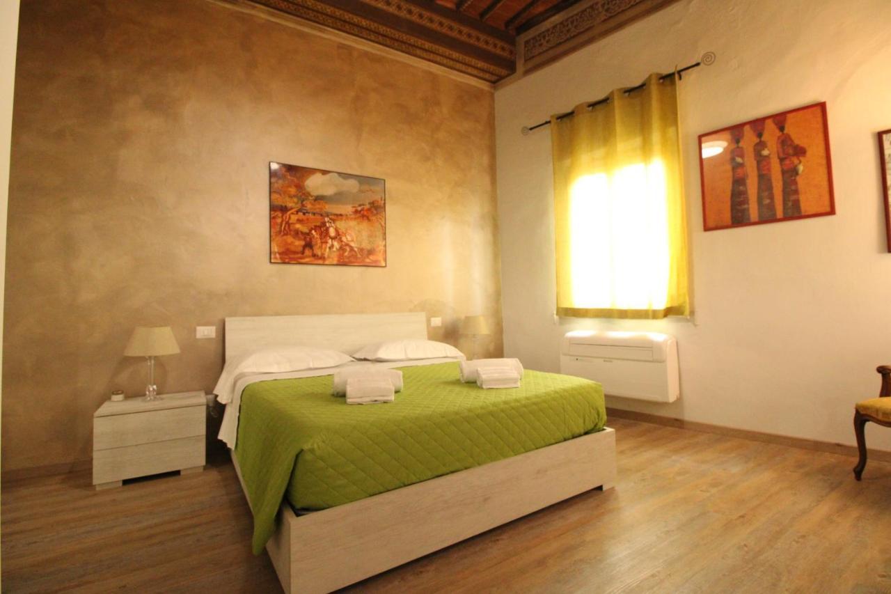 Nora'S House Apartment เซียนา ภายนอก รูปภาพ